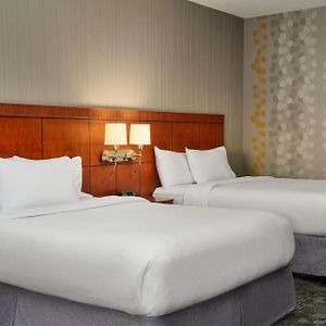 Queen Room Two Queen Beds